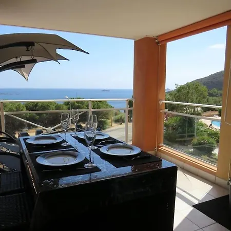 Bel App T2 En Bord De Mer Vue Sanquinaires Piscine Ajaccio  Exterior photo