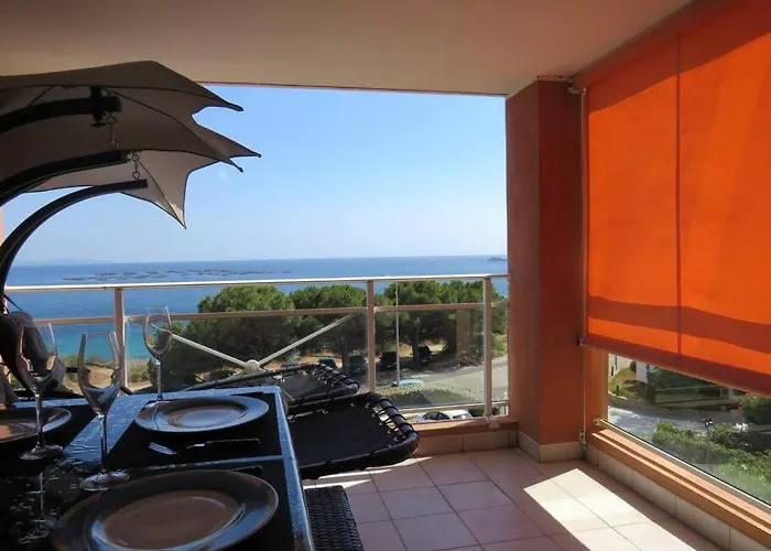 Bel App T2 En Bord De Mer Vue Sanquinaires Piscine