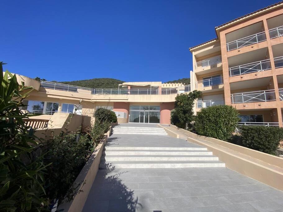 Apartment Bel App T2 En Bord De Vue Sanquinaires Piscine Ajaccio (Corsica)